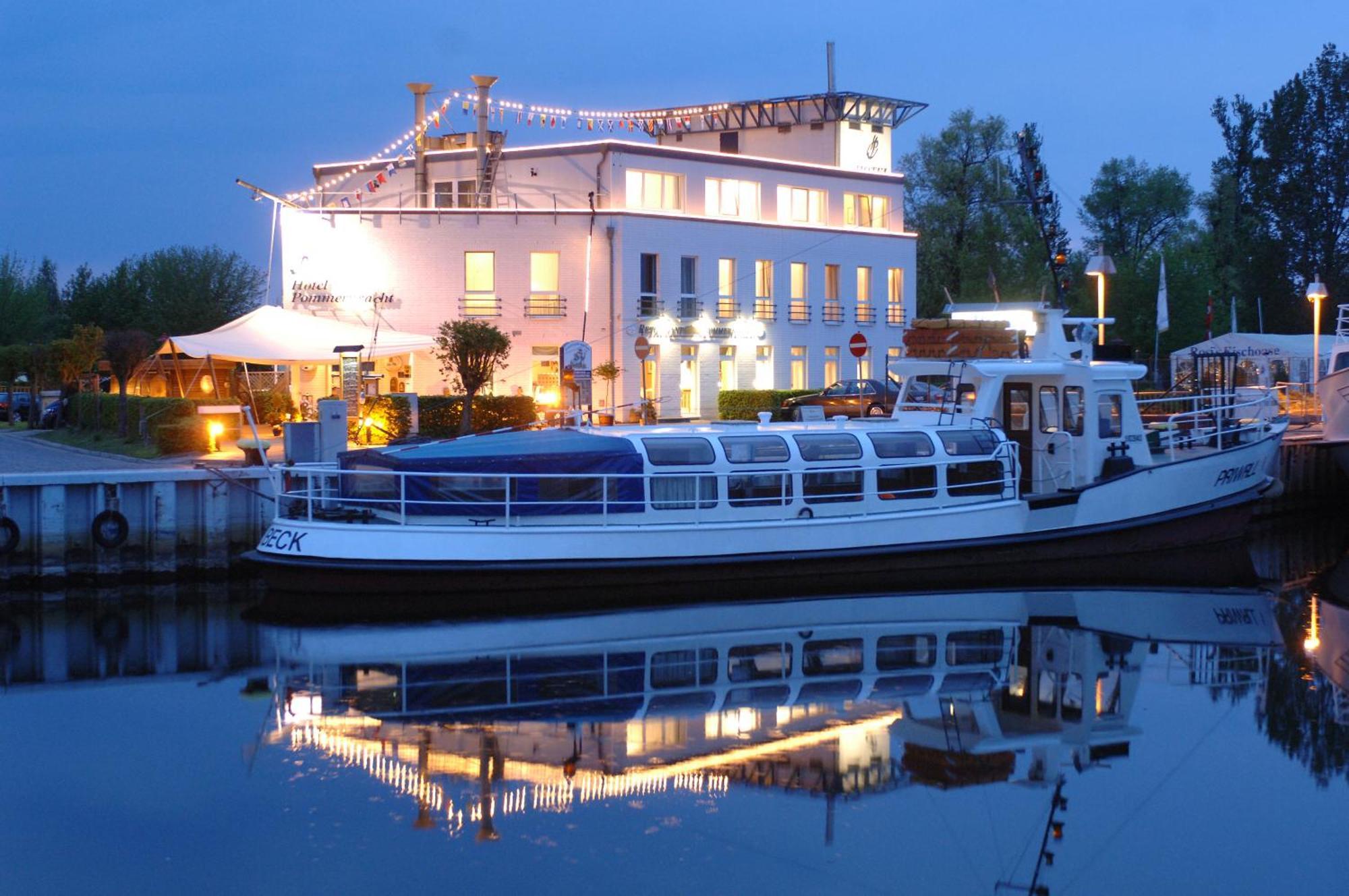 Hafenhotel Pommernyacht Ueckermunde Luaran gambar